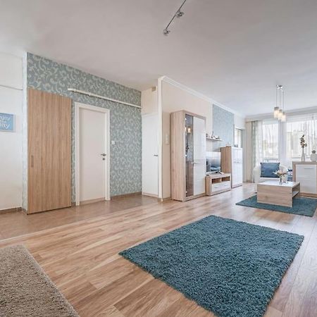 Liszt Ferenc Square Panorama Apt Budapest Exterior foto